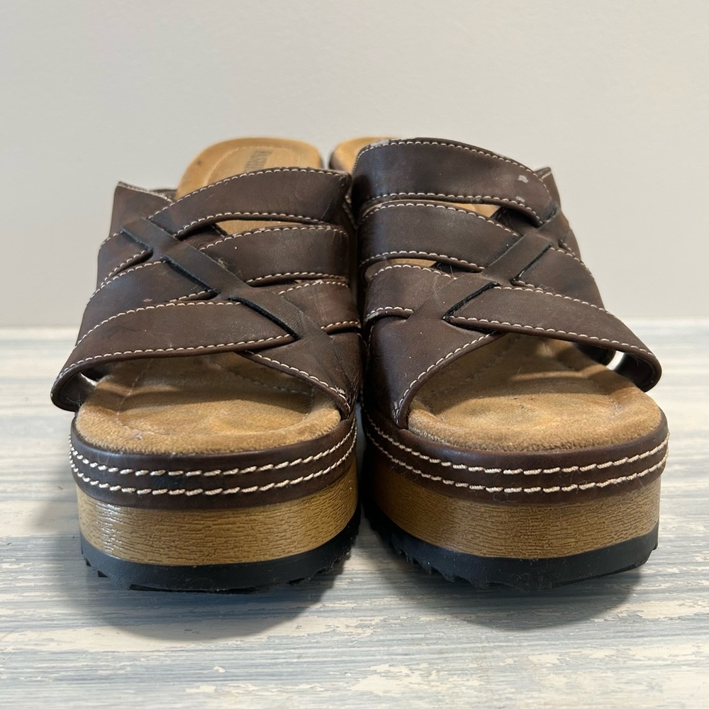 Vintage Chunky heel slide on brown Y2K 1990’s platform sandals by fashion bug - Picture 2 of 11